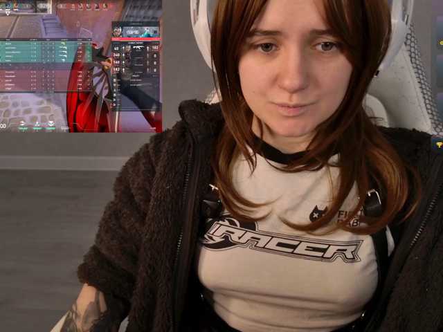 LunaL0ve live cam preview