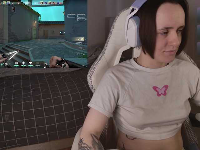 LunaL0ve's BongaCams show and profile