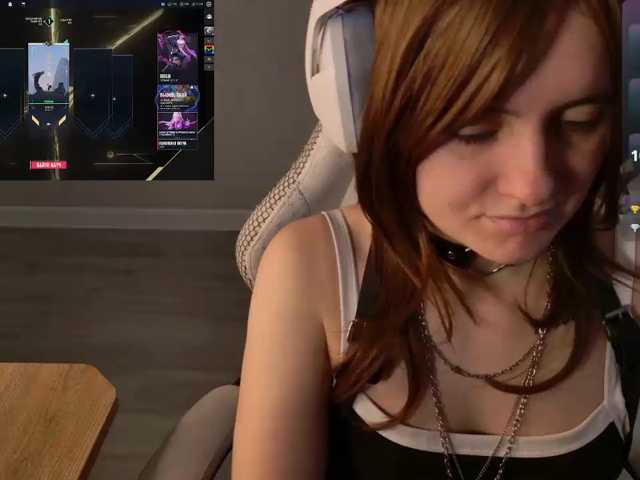 LunaL0ve live cam on BongaCams