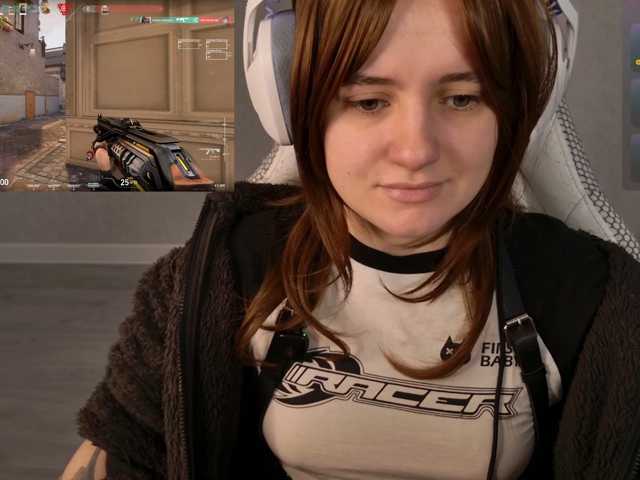 LunaL0ve live cam preview