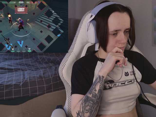 LunaL0ve's BongaCams show and profile