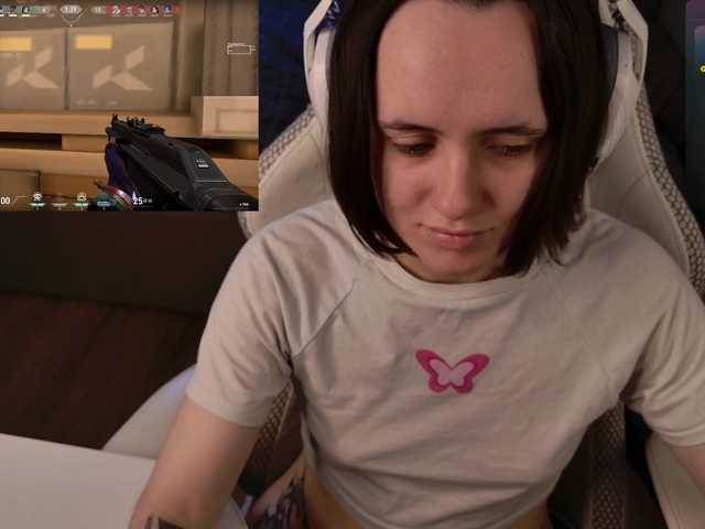 LunaL0ve live webcam show