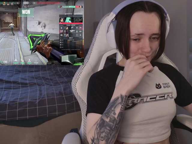 LunaL0ve's BongaCams show and profile