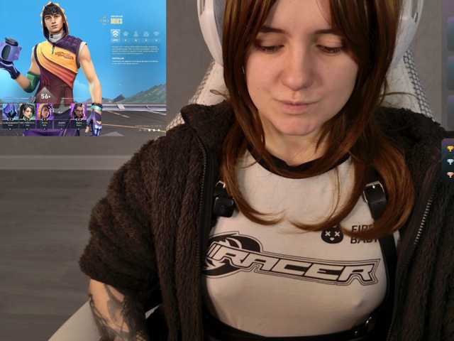 LunaL0ve live cam preview