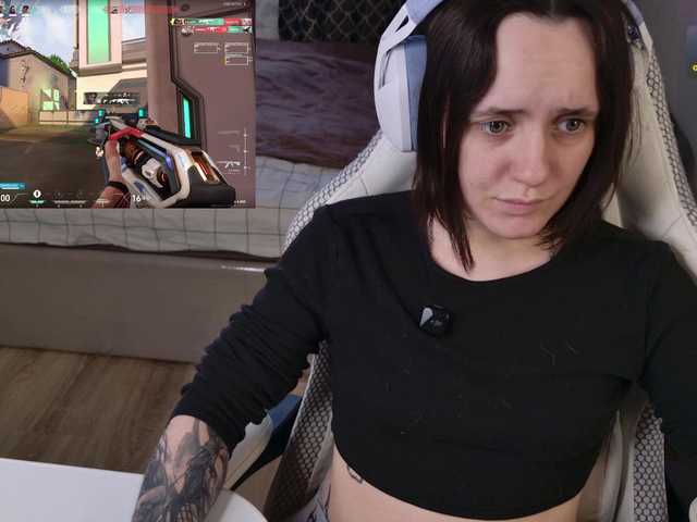 LunaL0ve live webcam show