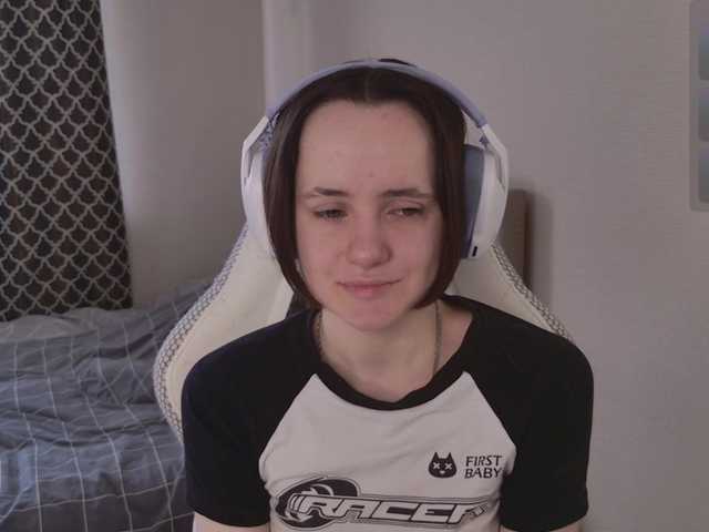 LunaL0ve's BongaCams show and profile