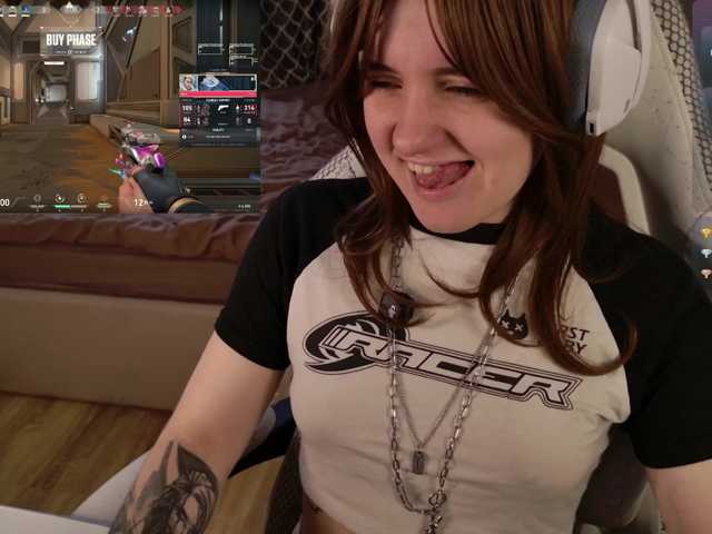 LunaL0ve live cam on BongaCams