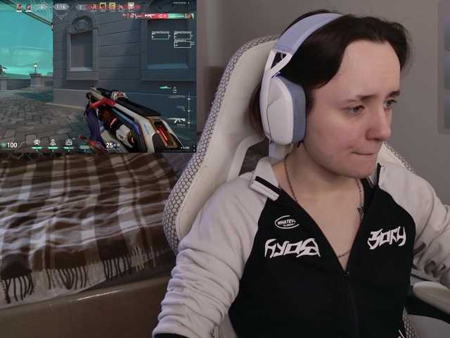 LunaL0ve webcam