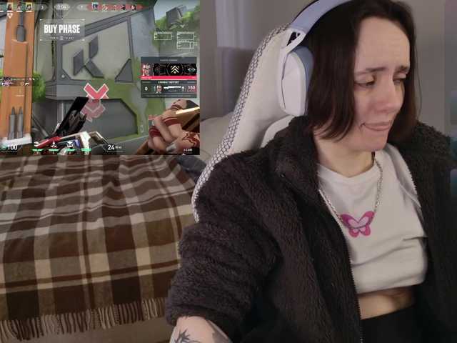 LunaL0ve's BongaCams show and profile