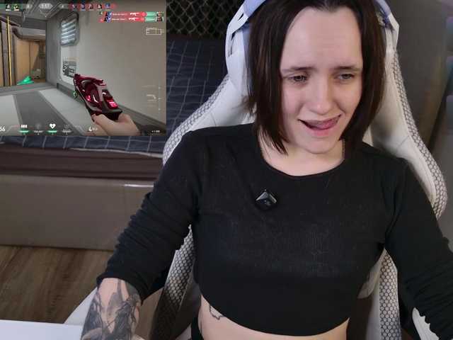 LunaL0ve live webcam show