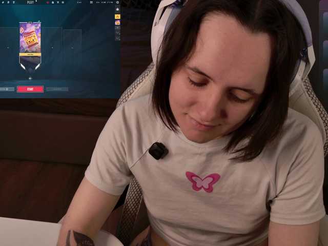 LunaL0ve live cam on BongaCams