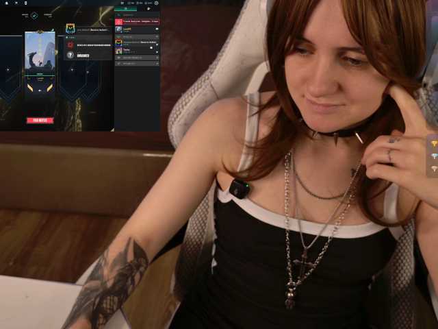 LunaL0ve live cam preview