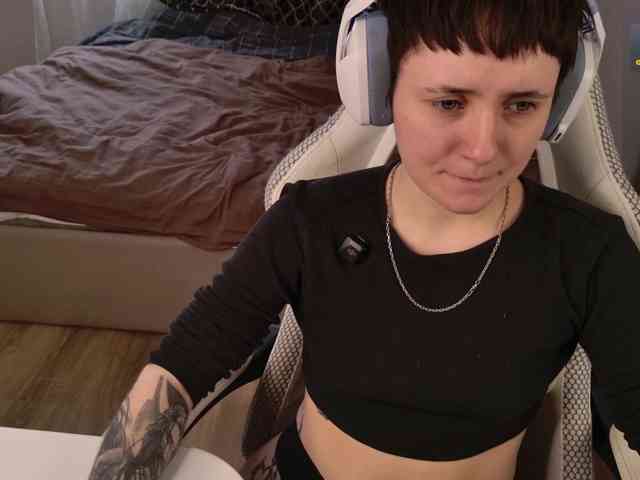 LunaL0ve webcam
