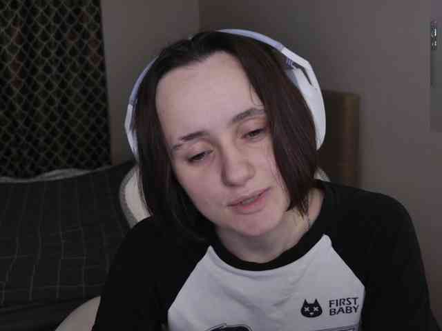LunaL0ve webcam