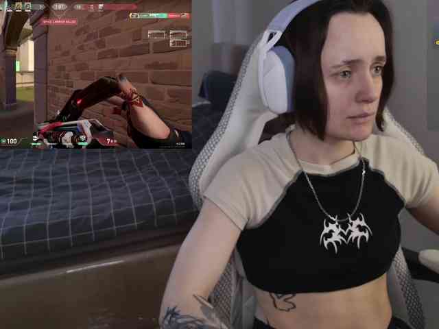 LunaL0ve webcam