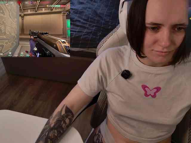 LunaL0ve webcam