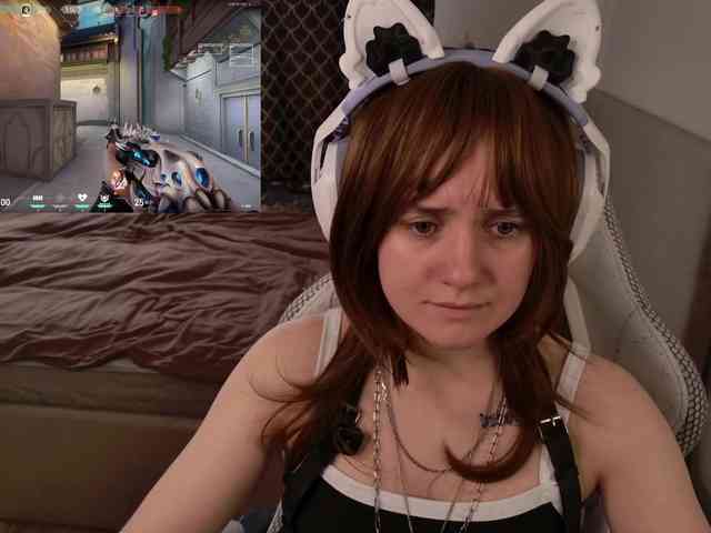 LunaL0ve webcam