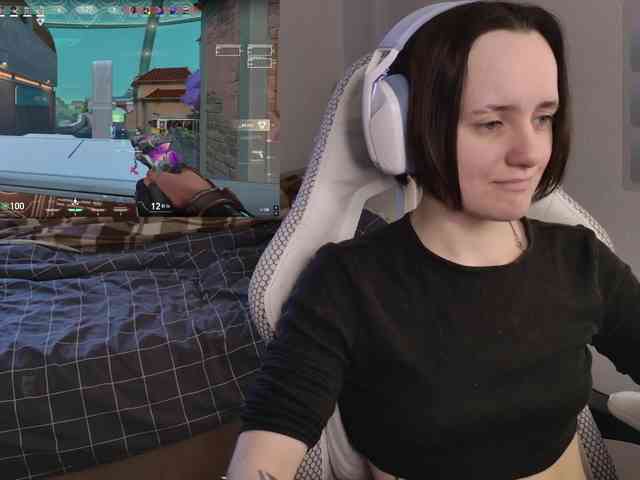LunaL0ve webcam
