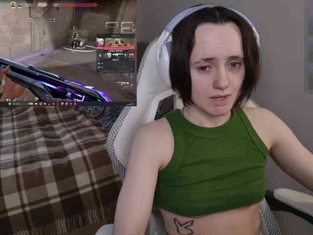 LunaL0ve webcam