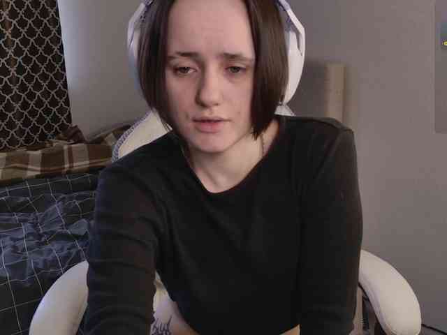 LunaL0ve webcam