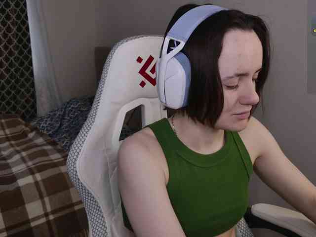 LunaL0ve webcam