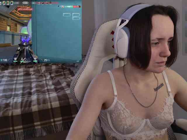 LunaL0ve webcam