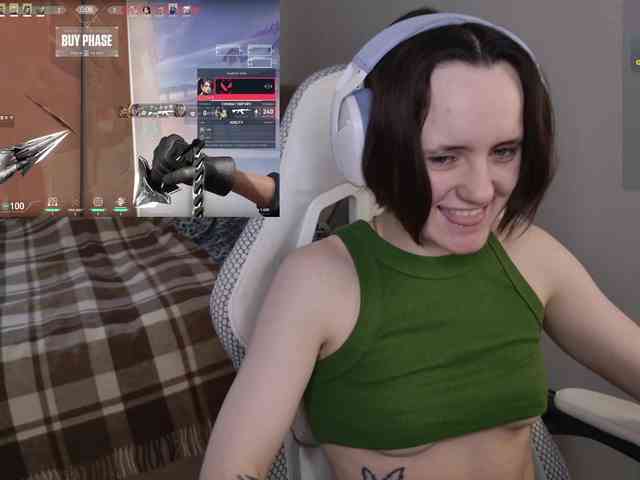 LunaL0ve webcam