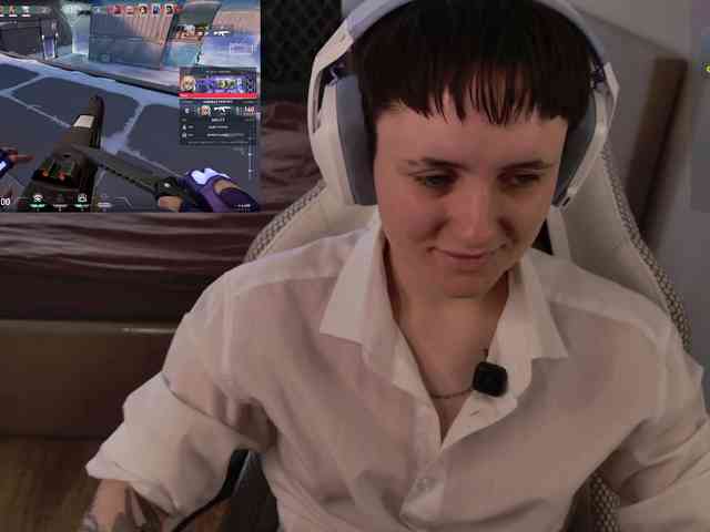 LunaL0ve webcam