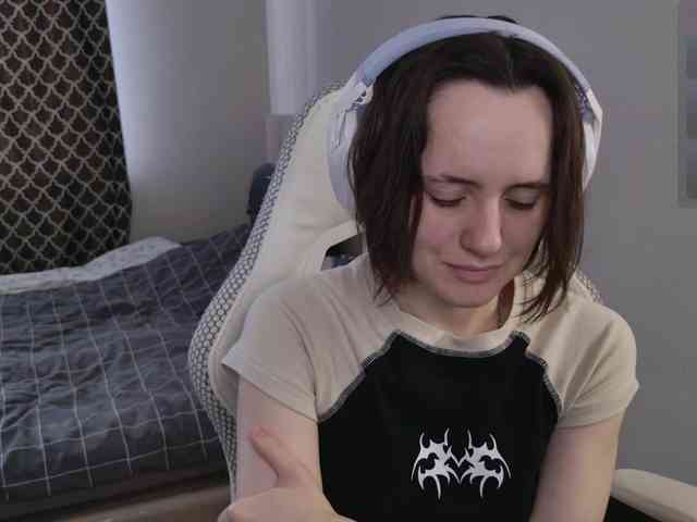 LunaL0ve webcam