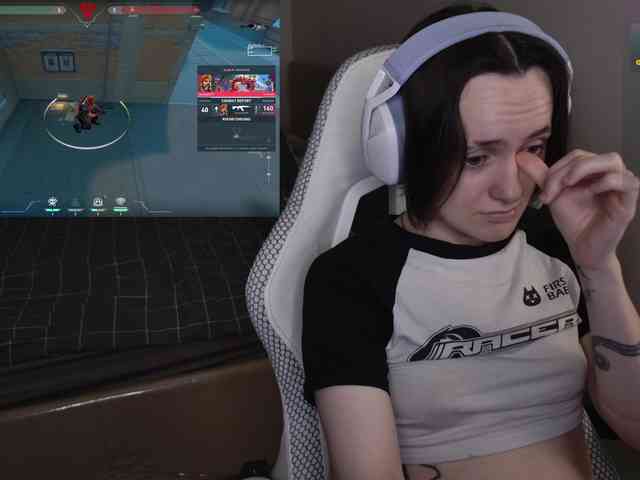 LunaL0ve webcam