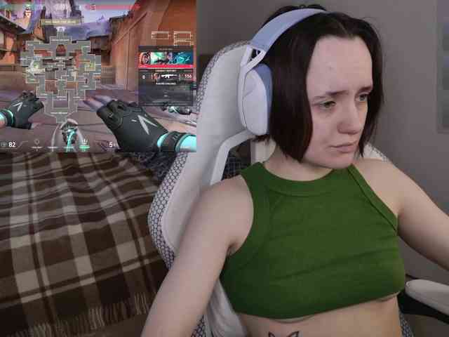 LunaL0ve webcam