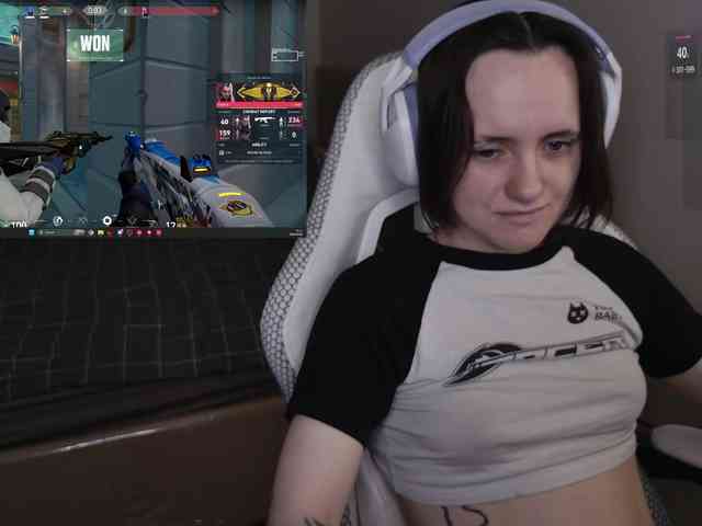 LunaL0ve webcam