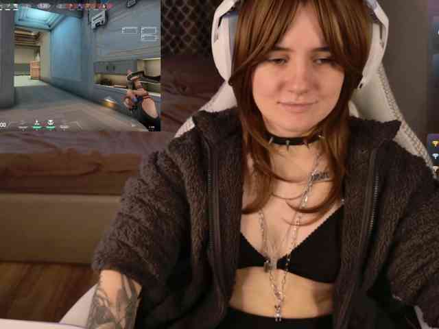 LunaL0ve webcam