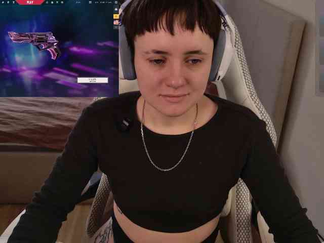 LunaL0ve webcam