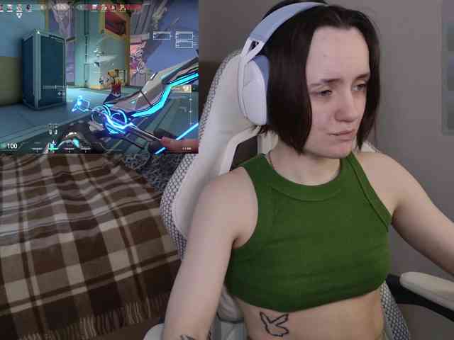 LunaL0ve webcam