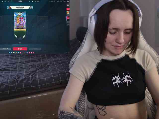 LunaL0ve webcam