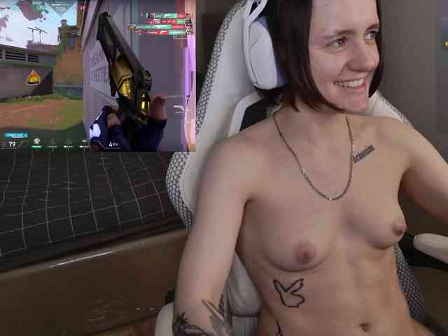 LunaL0ve webcam