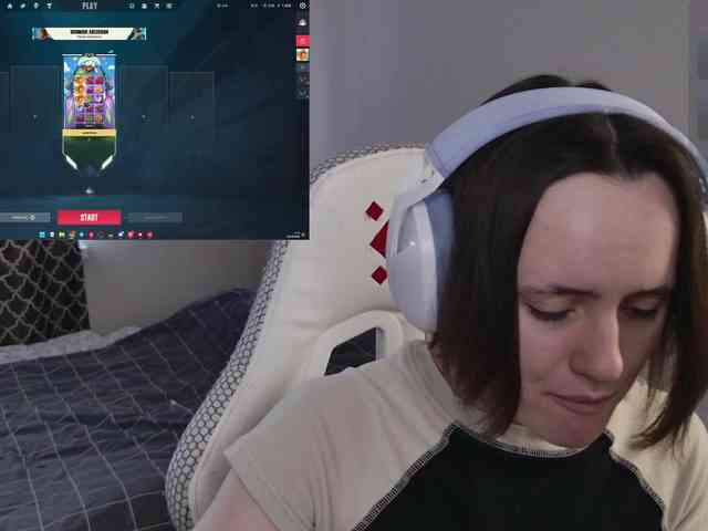 LunaL0ve webcam