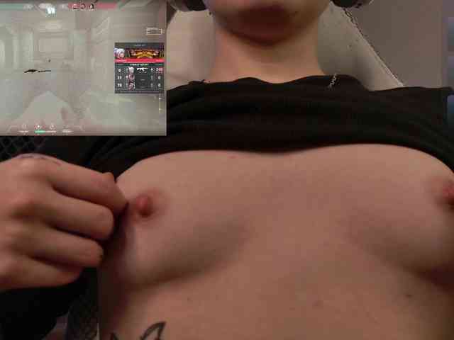 LunaL0ve webcam