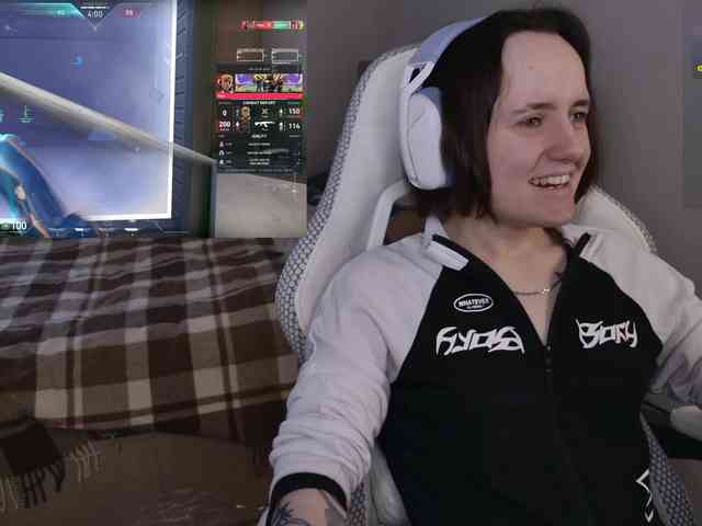 LunaL0ve webcam