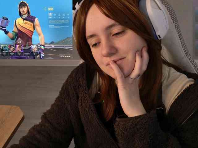 LunaL0ve webcam