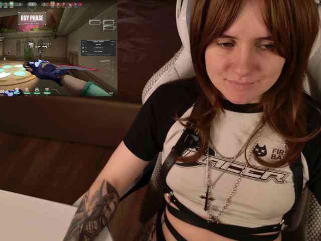 LunaL0ve webcam