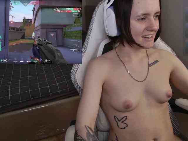 LunaL0ve webcam
