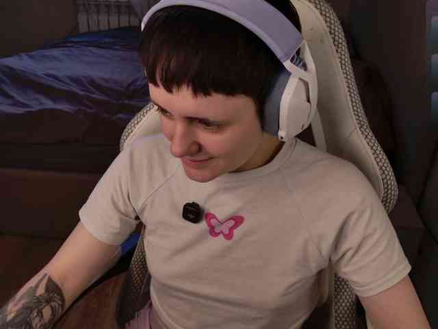 LunaL0ve webcam