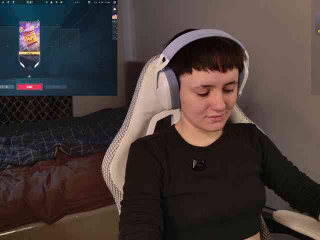 LunaL0ve webcam