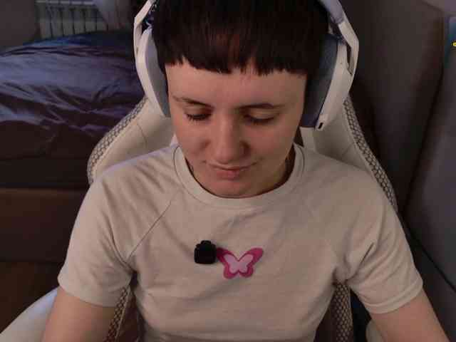 LunaL0ve webcam