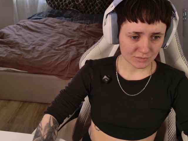 LunaL0ve webcam