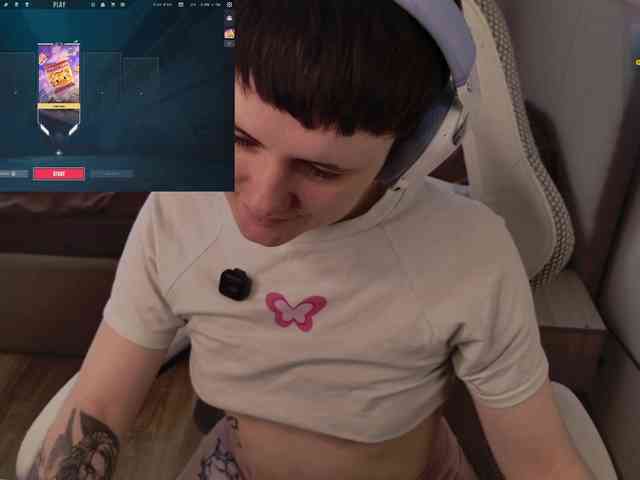 LunaL0ve webcam