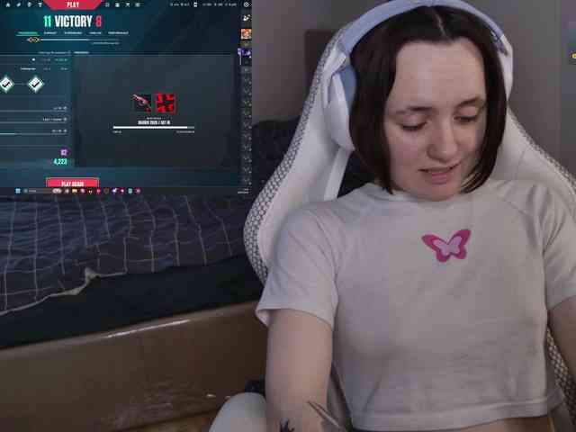 LunaL0ve webcam
