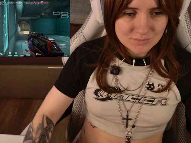 LunaL0ve webcam
